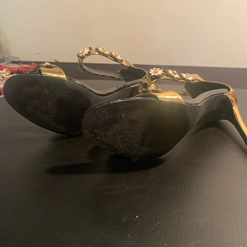 Cape Robbin Gold and Black Floral Heels - Picture 8 of 12